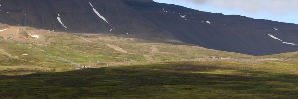 Strýta frá skíðasvæðinu Hlíðarfjalli